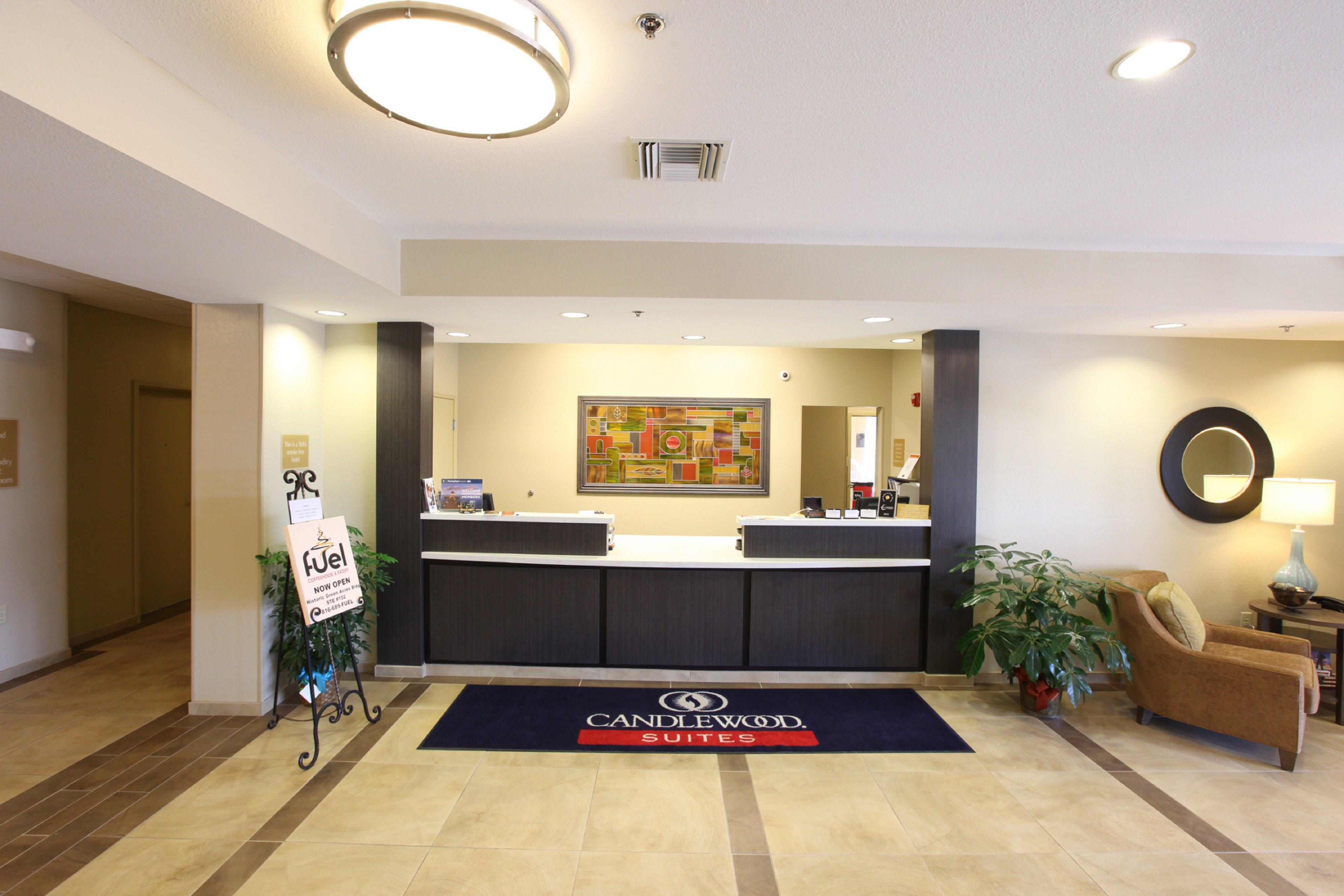 แคนเดิ้ลวูด สวีท เซนต์โจเซฟ Hotel ภายนอก รูปภาพ
